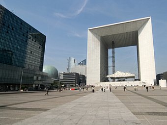 La  Defense, noul Paris