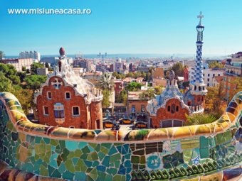 Casa Batllo, supranumita Casa Oaselor, este renovata de Gaudi din interior spre exterior.