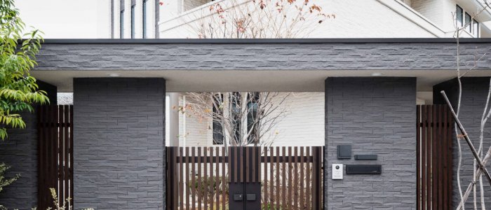 Cum alegi tipul de poarta perfecta pentru curtea ta