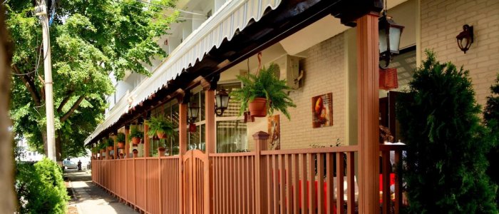 Ghid pentru Montarea Balustradei din Lemn Compozit (WPC). Sfaturi utile de la BENCOMP.