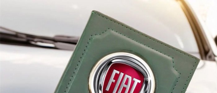 Portofele personalizate auto pentru soferi cu stil