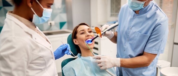 Tipuri de lasere dentare si cum sa alegi aparatul potrivit pentru cabinet