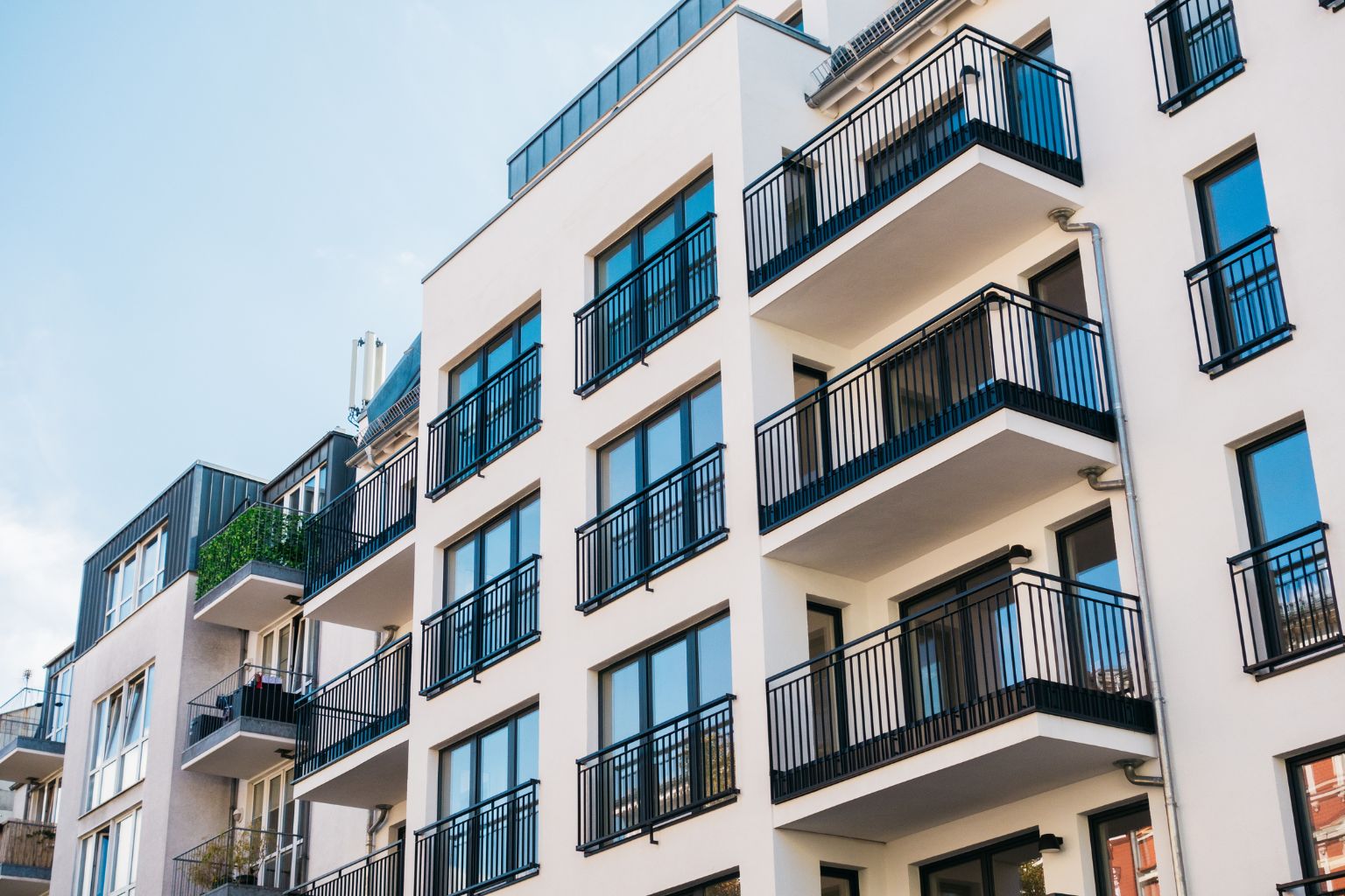 Checklist cu 5 lucruri importante de știut înainte de a cumpăra un apartament nou în București, prezentat de SudRezidențial