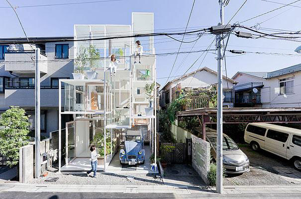 Casa transparenta Japonia