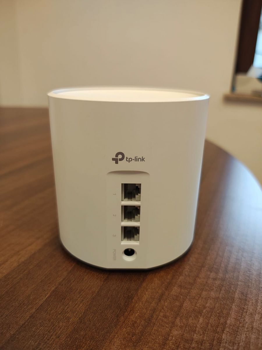 TP-Link Deco X50, porturi Gigabit pentru conectare prin cablu la rețea – ideal pentru case mari