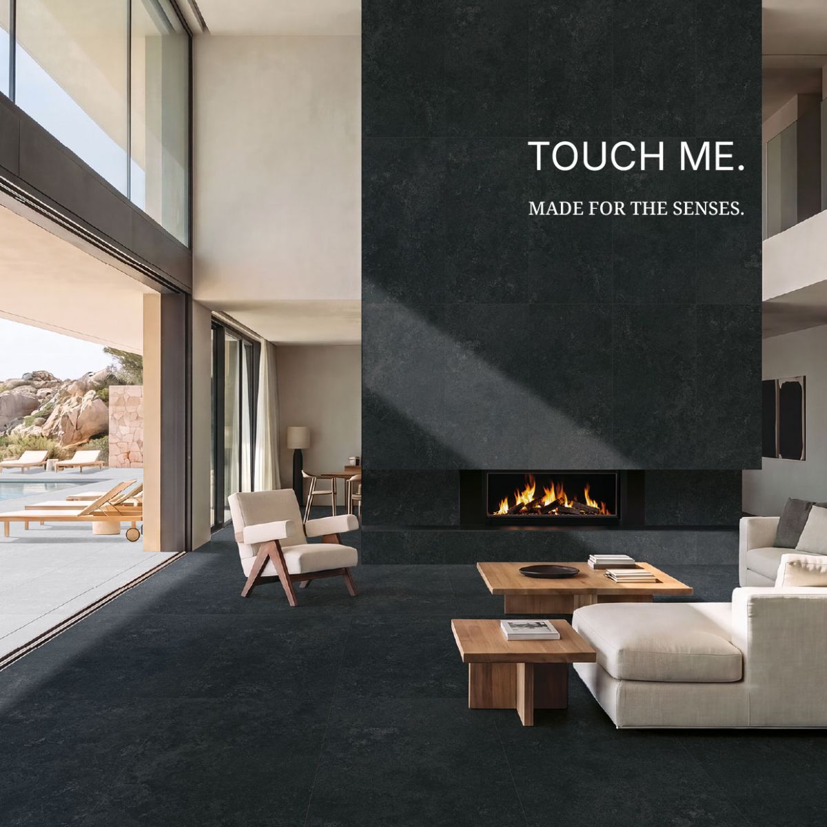 Conceptul Touch Me prezentat de Cesarom la Cersaie 2026: suprafețe ceramice și texturi pentru amenajări interioare