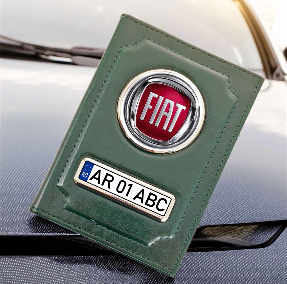 Portofel personalizat auto pentru documentele mașinii, cu număr de înmatriculare și logo brand auto – accesoriu elegant pentru șoferi.