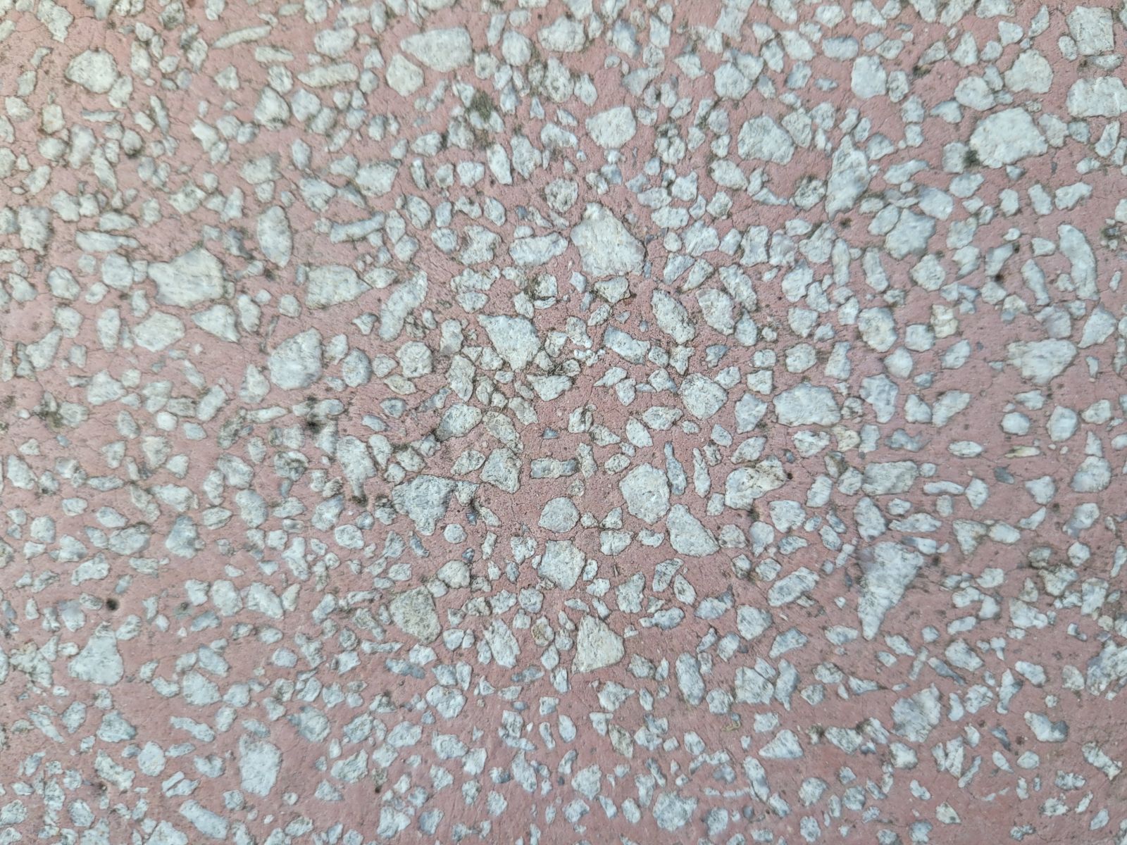 Ciment mozaic - cu ce o curăț?